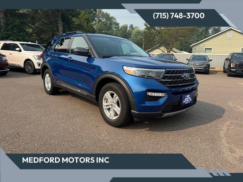 Certified 2021 Ford Explorer XLT w/ Equipment Group 202A AWD/4WD image 1