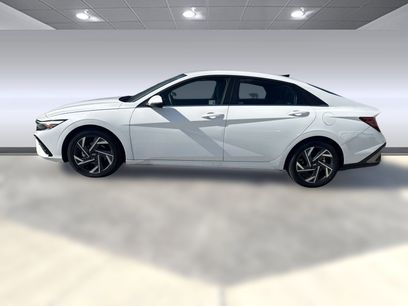 Used 2025 Hyundai Elantra Limited
