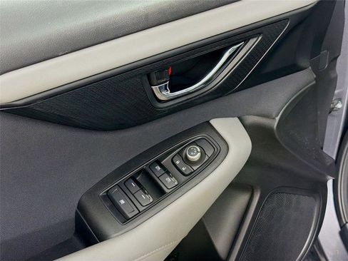 Certified 2025 Subaru Outback Premium w/ Popular Package #1A image 18