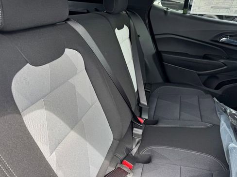 New 2026 Chevrolet Trax RS w/ Sunroof Package FWD image 9