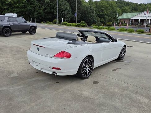 Used 2007 BMW 650i Convertible RWD image 8