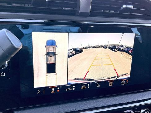 Used 2024 GMC Sierra 2500 AT4 w/ AT4 Premium Plus Package image 13