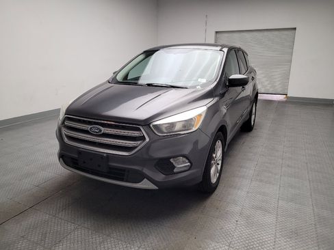 Used 2017 Ford Escape SE FWD image 15