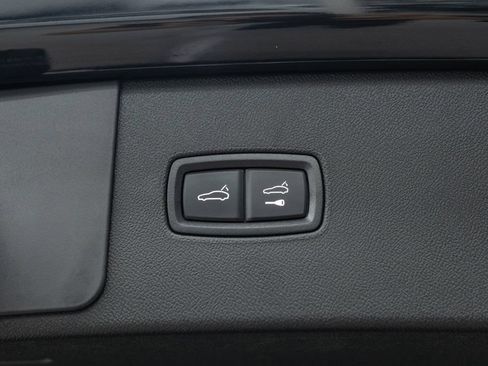 Used 2023 Porsche Cayenne Platinum Edition AWD/4WD image 35