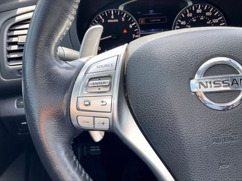 Used 2018 Nissan Altima 2.5 SR w/ SR Midnight Edition FWD image 18