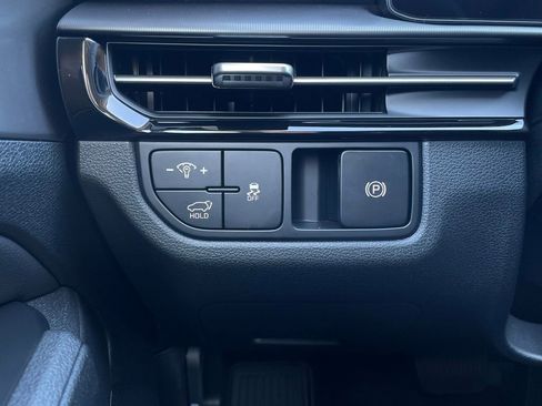 New 2026 Kia Sportage EX w/ EX Panorama Roof Package image 13