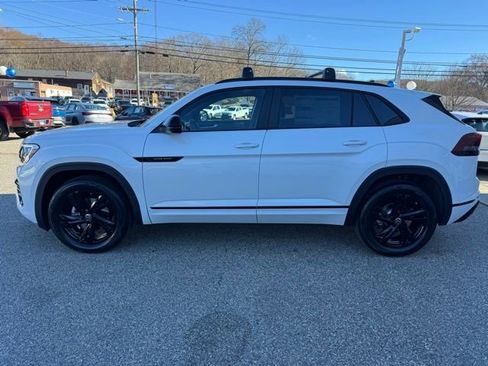 New 2026 Volkswagen Atlas Cross Sport SEL R-Line image 8