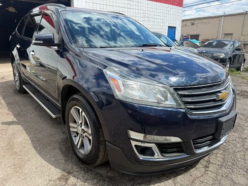 Used 2015 Chevrolet Traverse LT AWD/4WD image 3