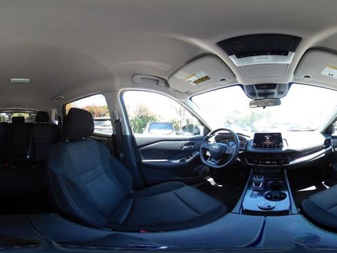 Used 2025 Nissan Rogue SV AWD/4WD image 43
