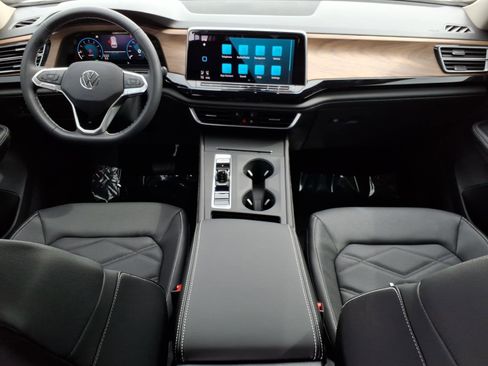 New 2026 Volkswagen Atlas SE image 16