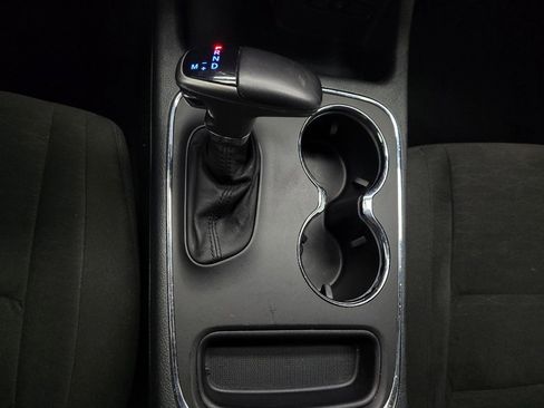 Used 2018 Dodge Durango SXT w/ 3rd Row Seating Group RWD image 26