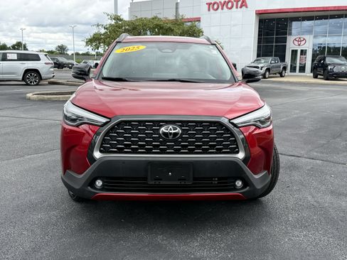 Certified 2025 Toyota Corolla Cross XLE AWD/4WD image 2