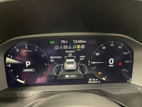 New 2025 Mitsubishi Outlander SE image 5