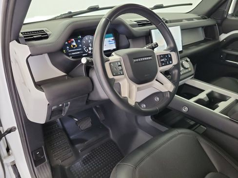 Used 2025 Land Rover Defender 110 S AWD/4WD image 18