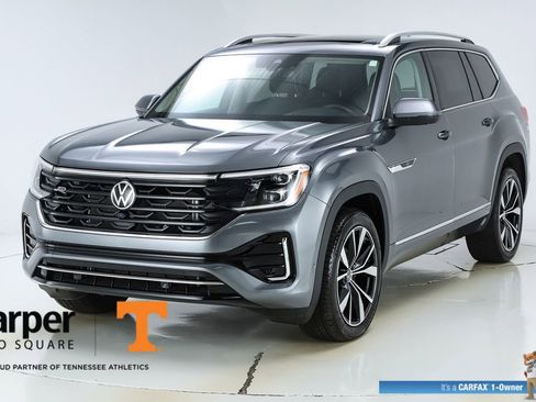 Used 2025 Volkswagen Atlas SEL Premium R-Line AWD/4WD image 41