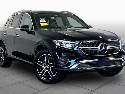 Used 2026 Mercedes-Benz GLC 300 4MATIC image 3