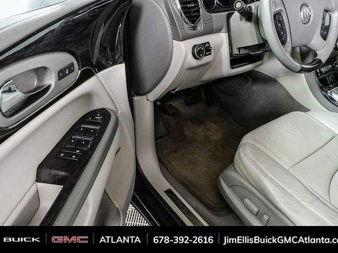 Used 2015 Buick Enclave Leather image 9