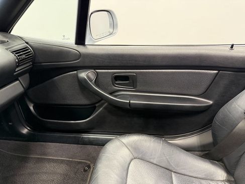 Used 1996 BMW Z3 1.9 RWD image 34