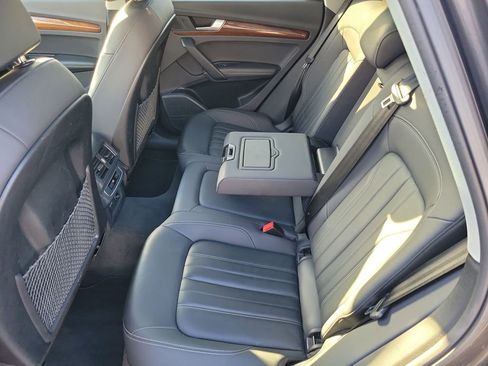 Used 2023 Audi Q5 2.0T Premium Plus image 12