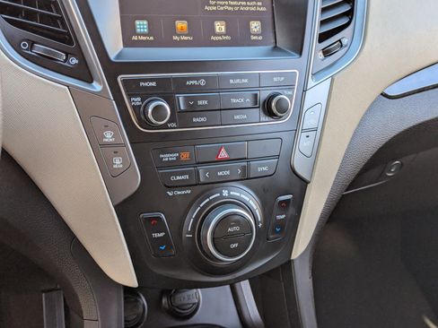 Used 2017 Hyundai Santa Fe Sport image 26