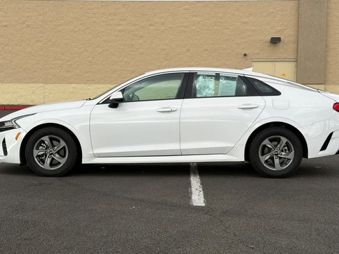 Used 2023 Kia K5 LXS image 7