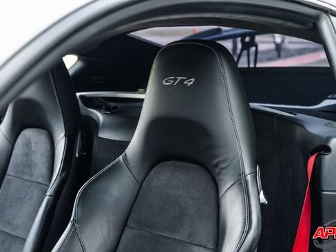 Used 2016 Porsche Cayman GT4 RWD image 24
