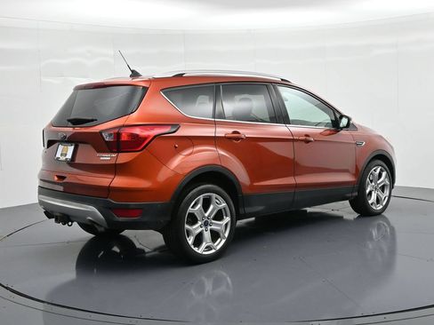 Used 2019 Ford Escape Titanium FWD image 6