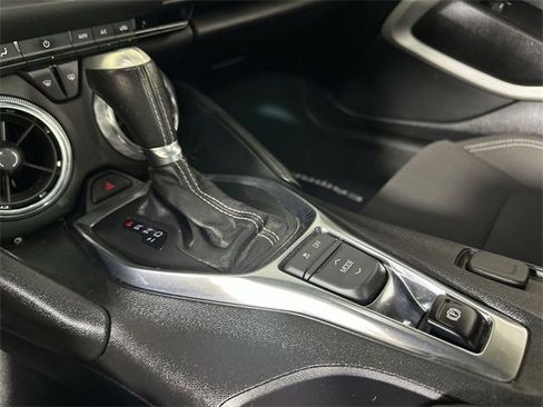 Used 2019 Chevrolet Camaro SS image 16