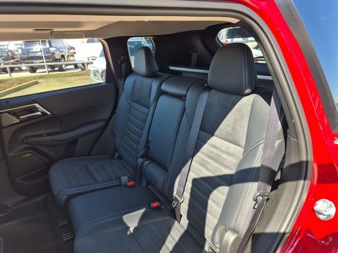 New 2026 Mitsubishi Outlander SE FWD image 61