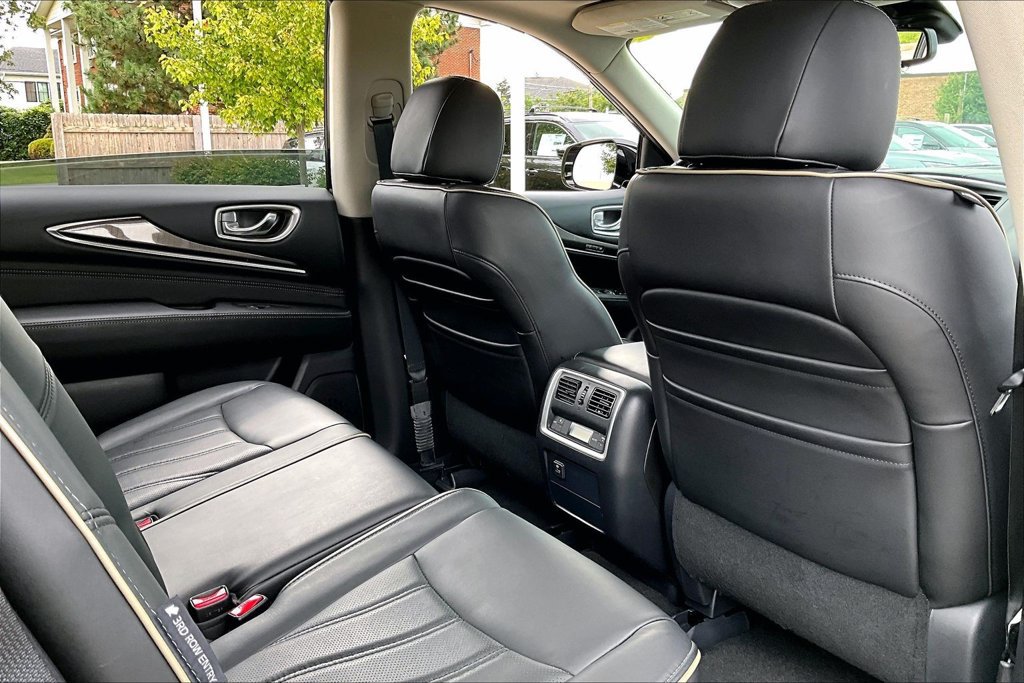 Certified 2018 INFINITI QX60 Luxe w/ Premium Plus Package AWD/4WD image 29