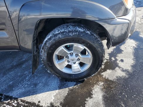 Used 2012 Toyota Tacoma Base image 5