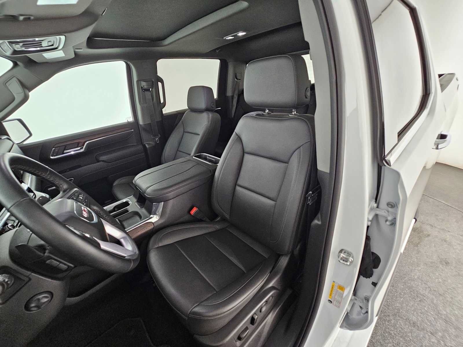 Used 2026 GMC Sierra 1500 SLT w/ SLT Premium Package AWD/4WD image 21
