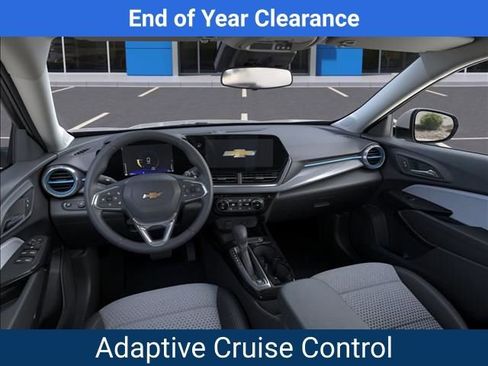 New 2025 Chevrolet Trax LT w/ Driver Confidence Package image 17