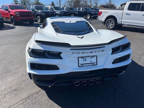 Used 2025 Chevrolet Corvette Z06 image 4
