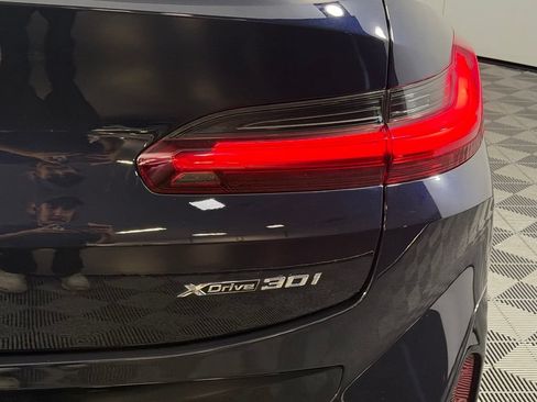 Used 2025 BMW X4 xDrive30i w/ Premium Package AWD/4WD image 12