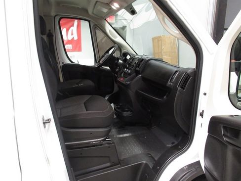 Used 2019 RAM ProMaster 2500 FWD image 7