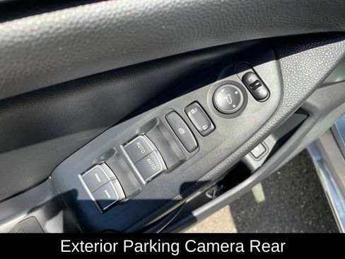 Used 2019 Honda Accord EX image 12