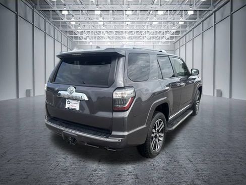 Used 2019 Toyota 4Runner Limited AWD/4WD image 5