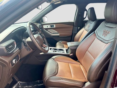 Used 2023 Ford Explorer King Ranch w/ Technology Package AWD/4WD image 21