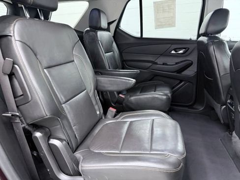 Used 2019 Chevrolet Traverse LT AWD/4WD image 22