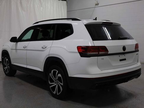 Used 2021 Volkswagen Atlas SEL Premium image 3