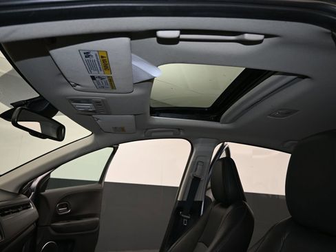 Used 2020 Honda HR-V EX-L image 15