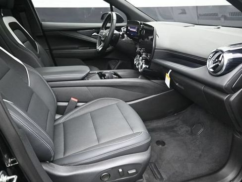 Used 2024 Chevrolet Blazer EV LT AWD/4WD image 21