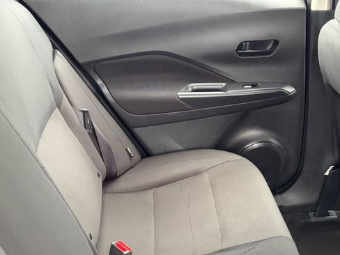 Used 2024 Nissan Kicks S image 12