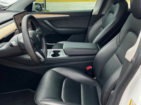 Used 2023 Tesla Model Y Long Range AWD/4WD image 15