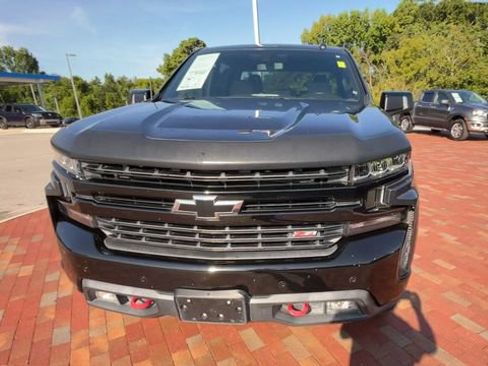 Used 2019 Chevrolet Silverado 1500 LT Trail Boss w/ Convenience Package AWD/4WD image 4