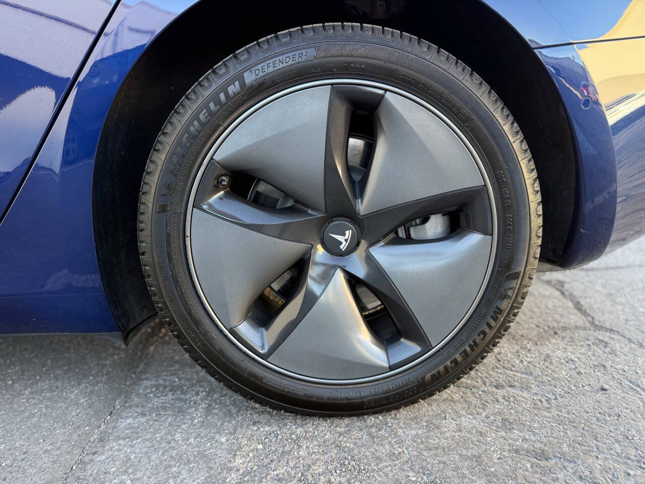 Used 2018 Tesla Model 3 Long Range AWD/4WD image 31