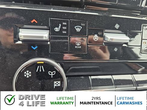 New 2025 Nissan Armada SL image 25