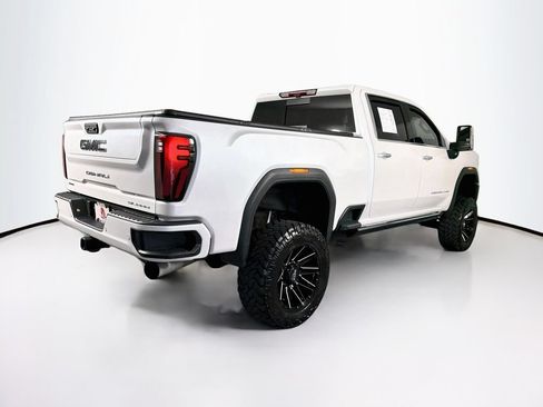 Used 2024 GMC Sierra 2500 Denali Ultimate AWD/4WD image 10