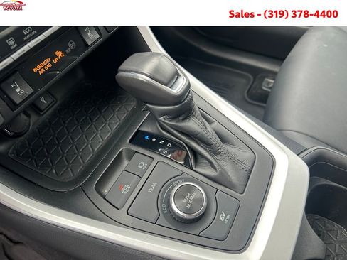 Certified 2021 Toyota RAV4 XLE Premium image 23